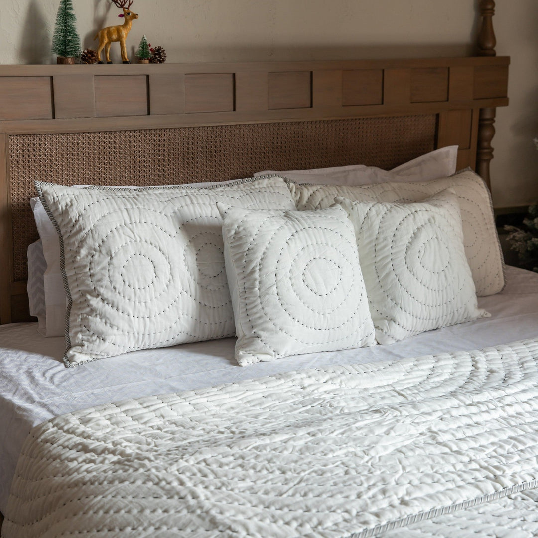 Black and Grey Handmade Concentric Circle Kantha Quilt-Quilt sets-House of Ekam
