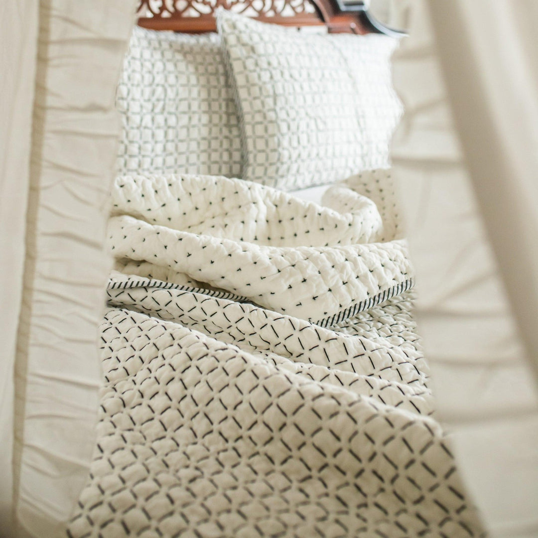 Black and White Handmade Kantha Quilt-Quilt sets-House of Ekam