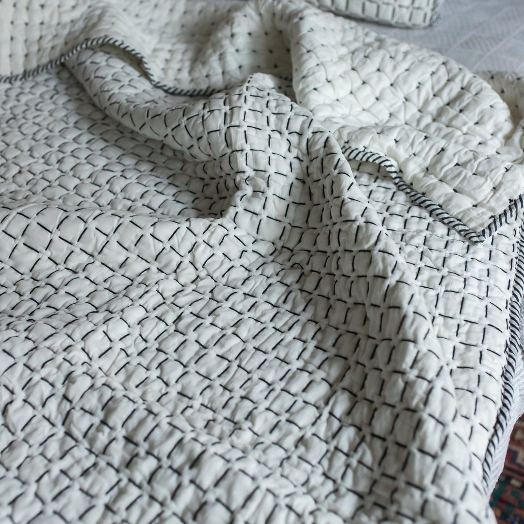 Black and White Handmade Kantha Quilt-Quilt sets-House of Ekam