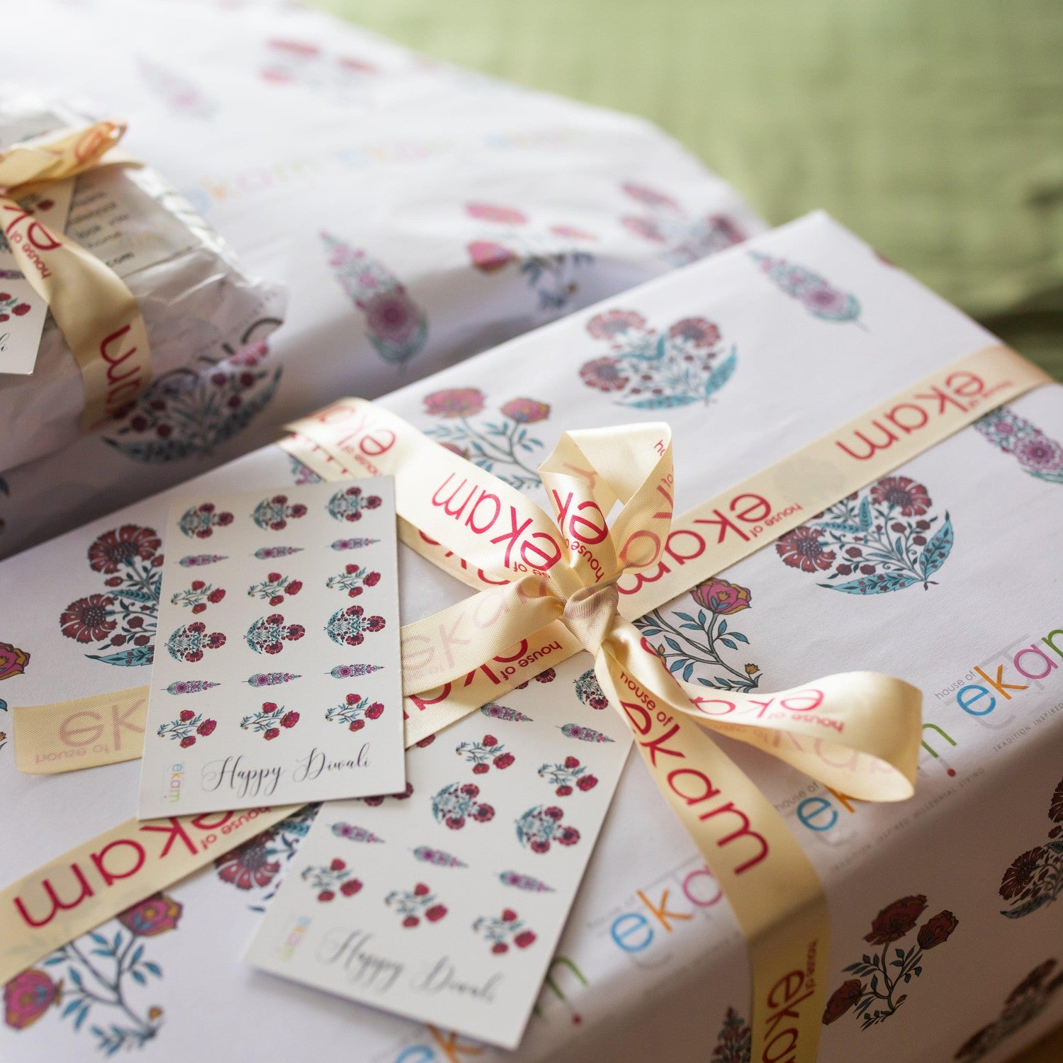 Diwali Handmade Gifts | Send Homemade Diwali Gifts Online in India |  FlowerAura