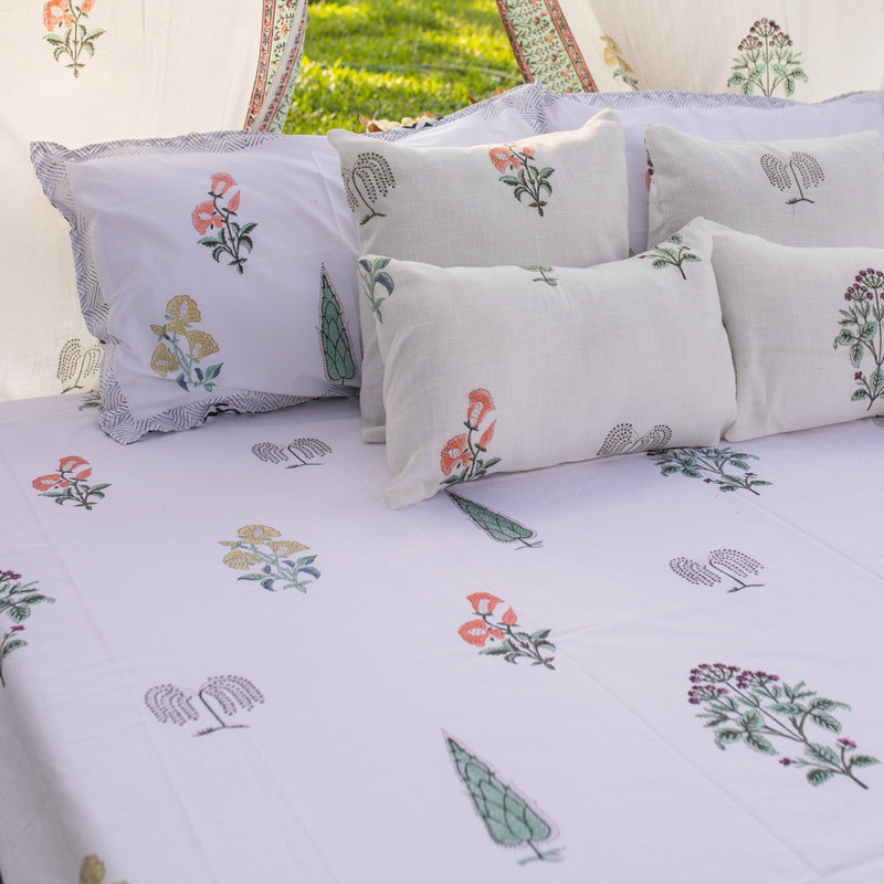 Mughal Garden Delhi Double Bed Bedsheet-Bedsheets-House of Ekam