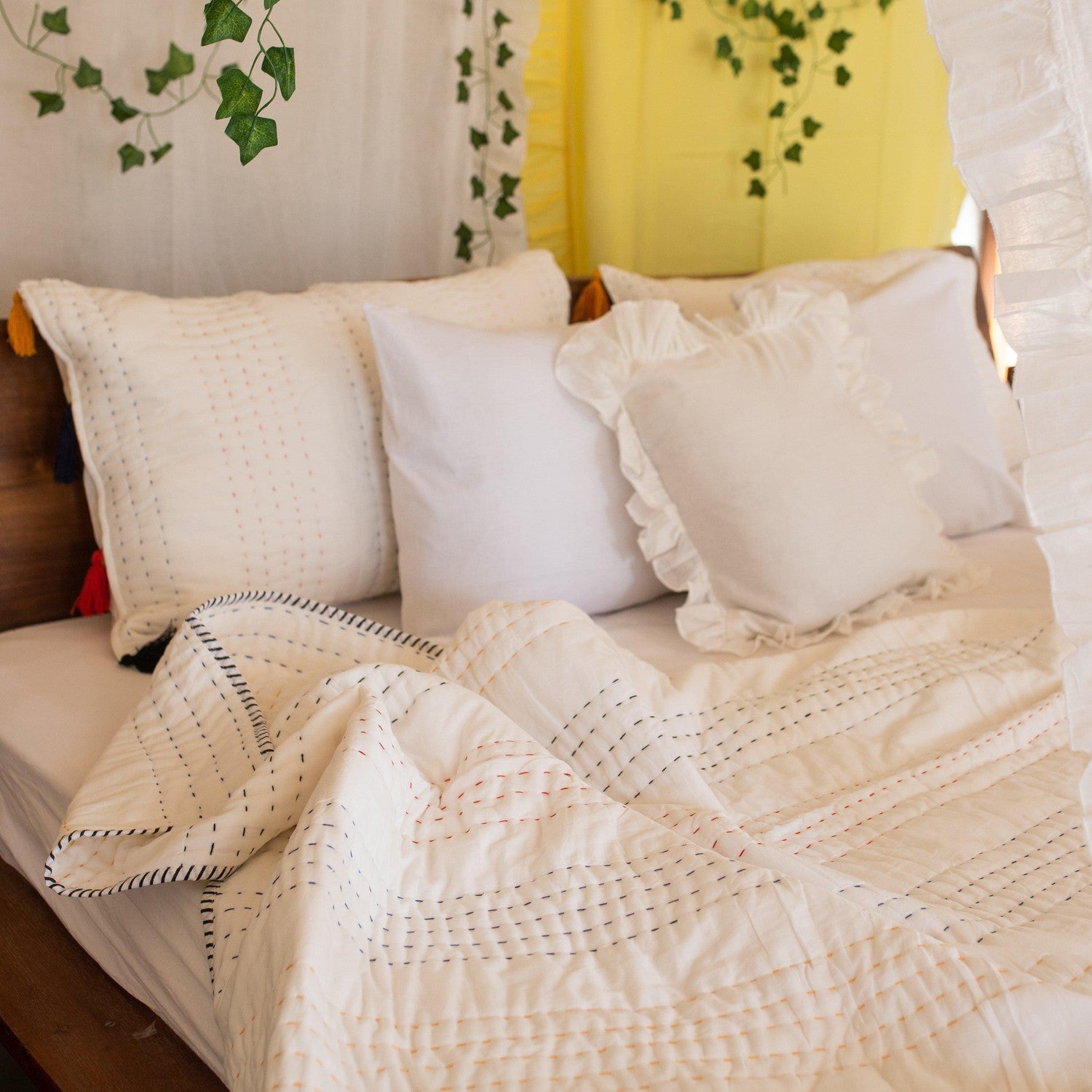 Handmade White Double Kantha Quilt Bedspread – 90x108 Inch Boho Cotton Blanket With Stitching