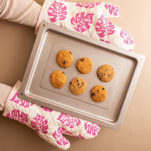 Pink Monstera Oven Mitts and Pot Holder Set-pot holders-House of Ekam