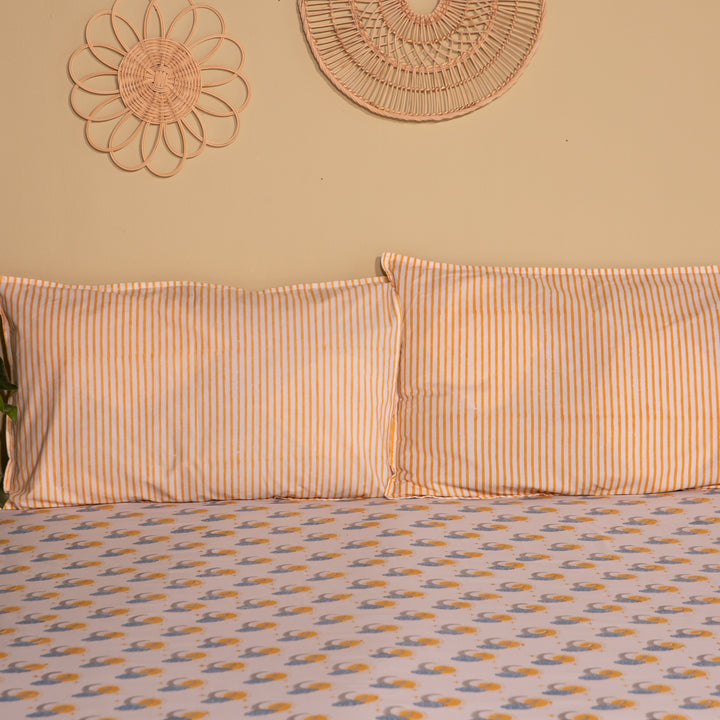 Sun &amp; Moon Double Bedsheet With Pillow Cover-Bedsheets-House of Ekam
