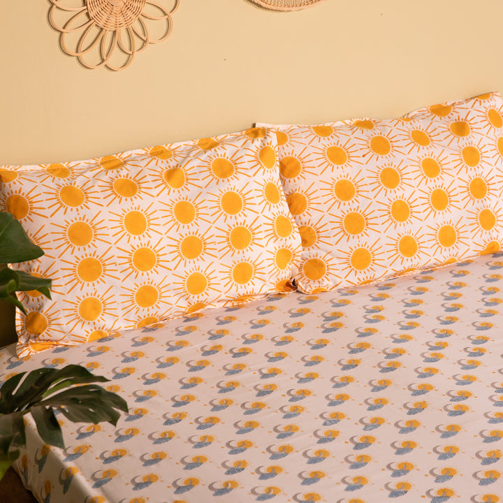 Sun &amp; Moon Double Bedsheet With Pillow Cover-Bedsheets-House of Ekam