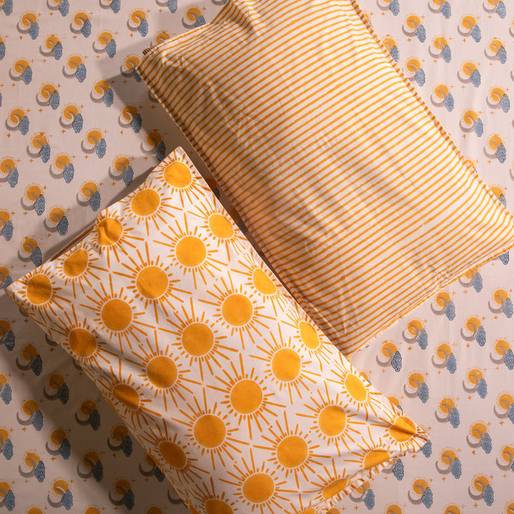 Sun &amp; Moon Double Bedsheet With Pillow Cover-Bedsheets-House of Ekam
