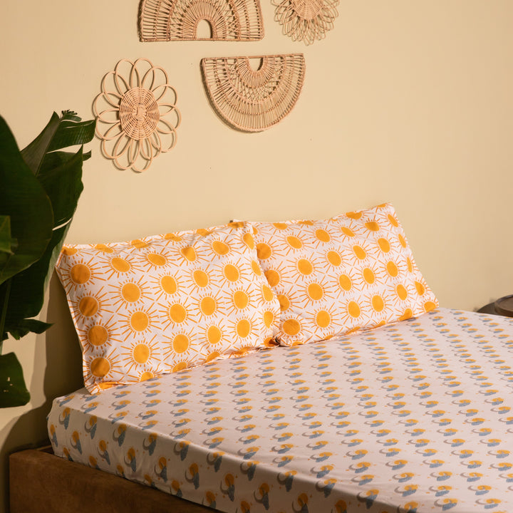 Sun &amp; Moon Double Bedsheet With Pillow Cover-Bedsheets-House of Ekam