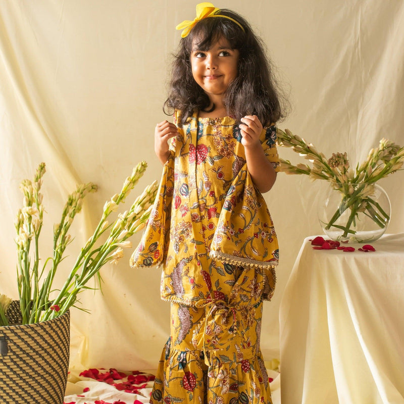 Girls 3-piece Embroidered Shalwar Kameez /girls Kurti/ Girls Salwar Suit/designer  Sharara Set/salwar Suit With Dupatta/sharara/sharara - Etsy Denmark