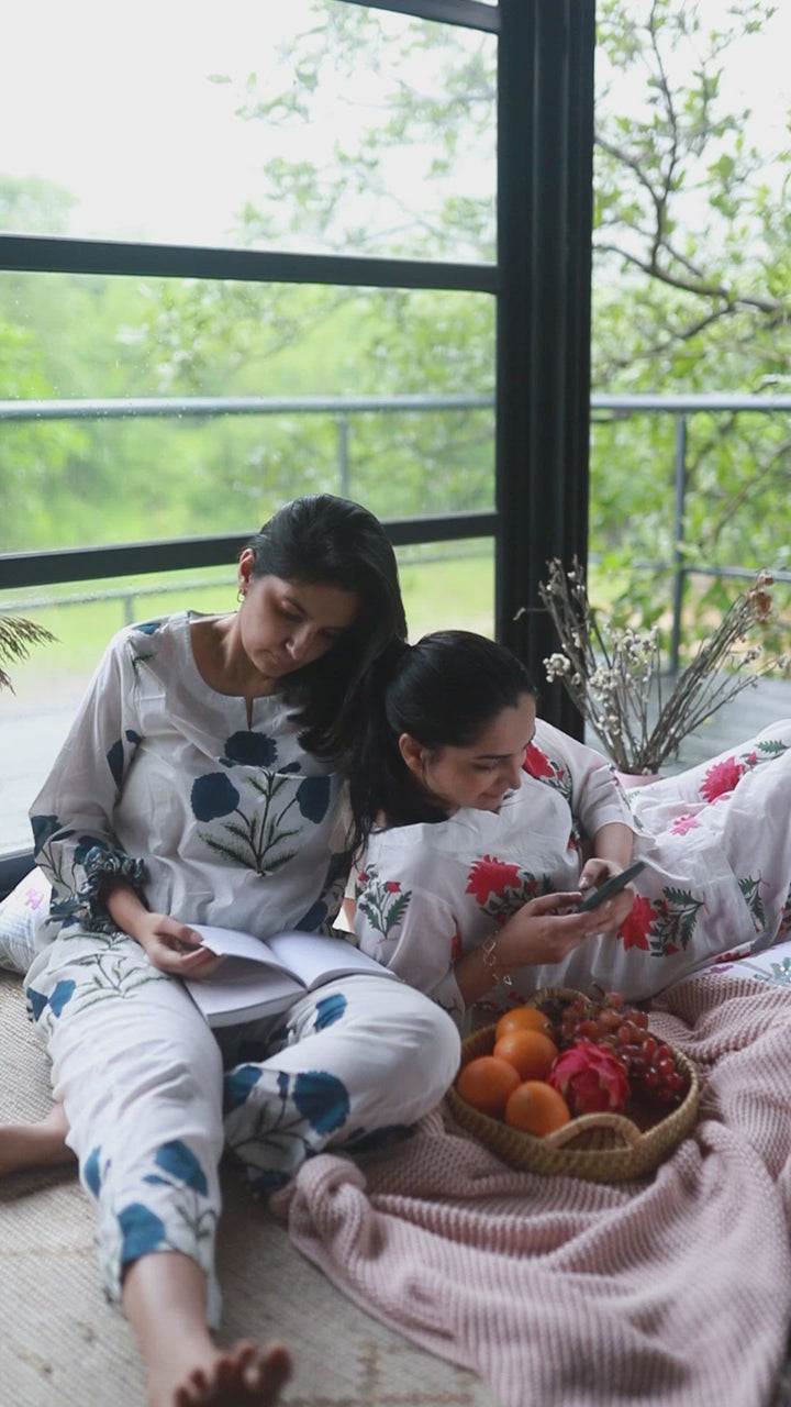 White And Blue Poppy Blockprinted Loungewear Pyjama Set